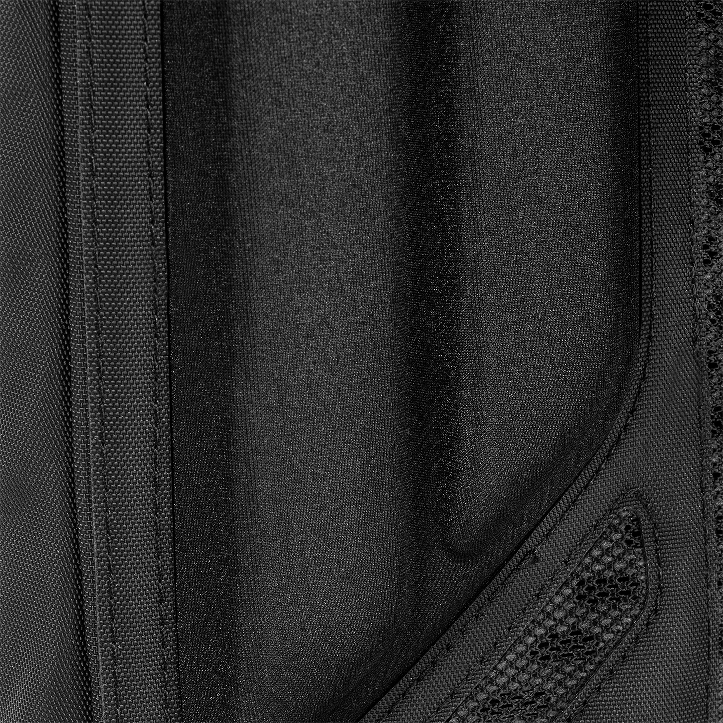 paragon-hydration-pack-s6 Paragon_Black_Texture.png