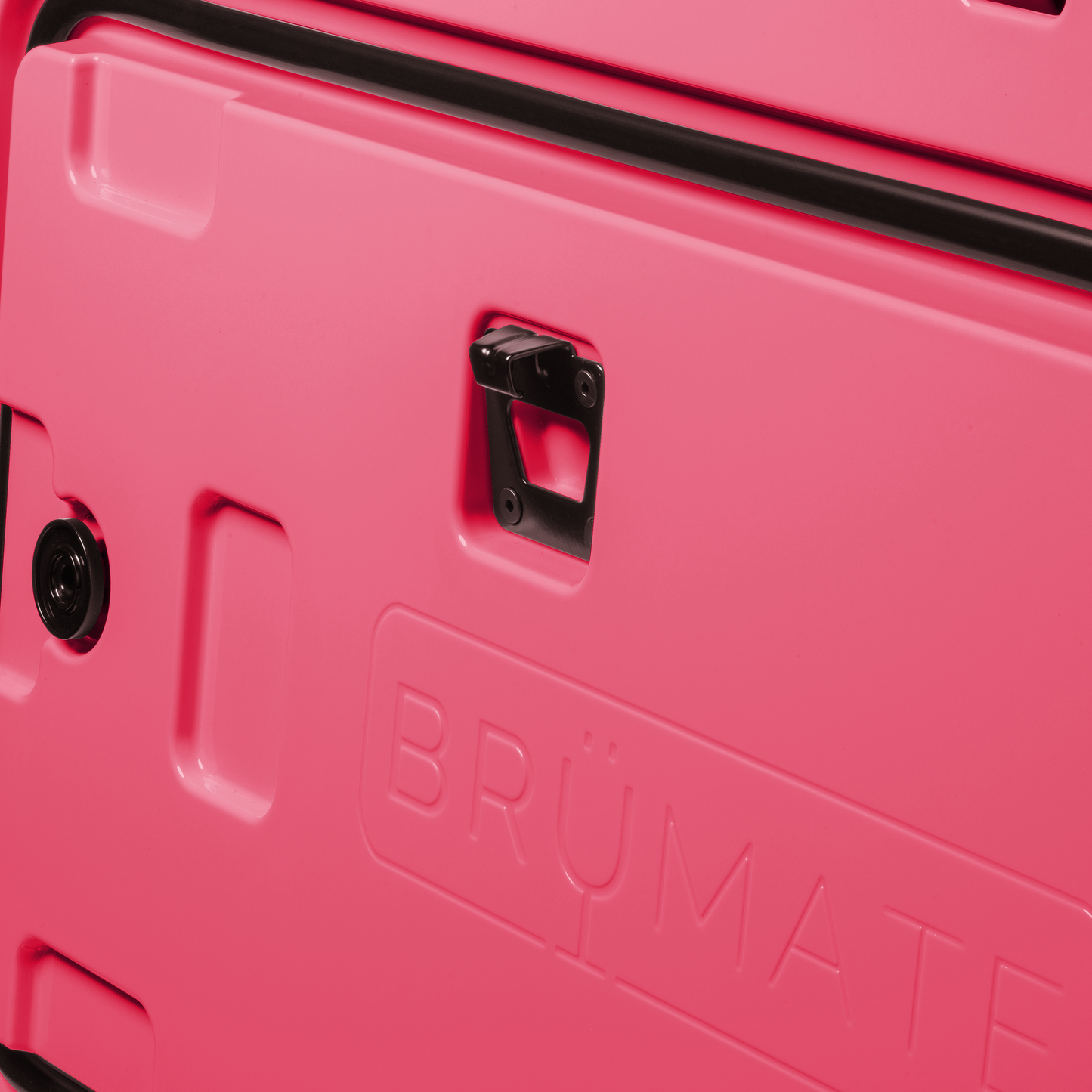 brutank-p8 brutank-55qt-neonpink-bottle-opener.png